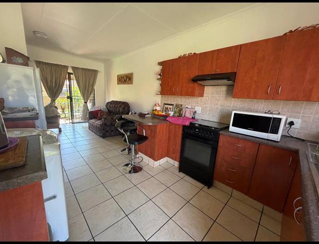 2 BEDROOM TOWNHOUSE FOR SALE IN KOOKRUS